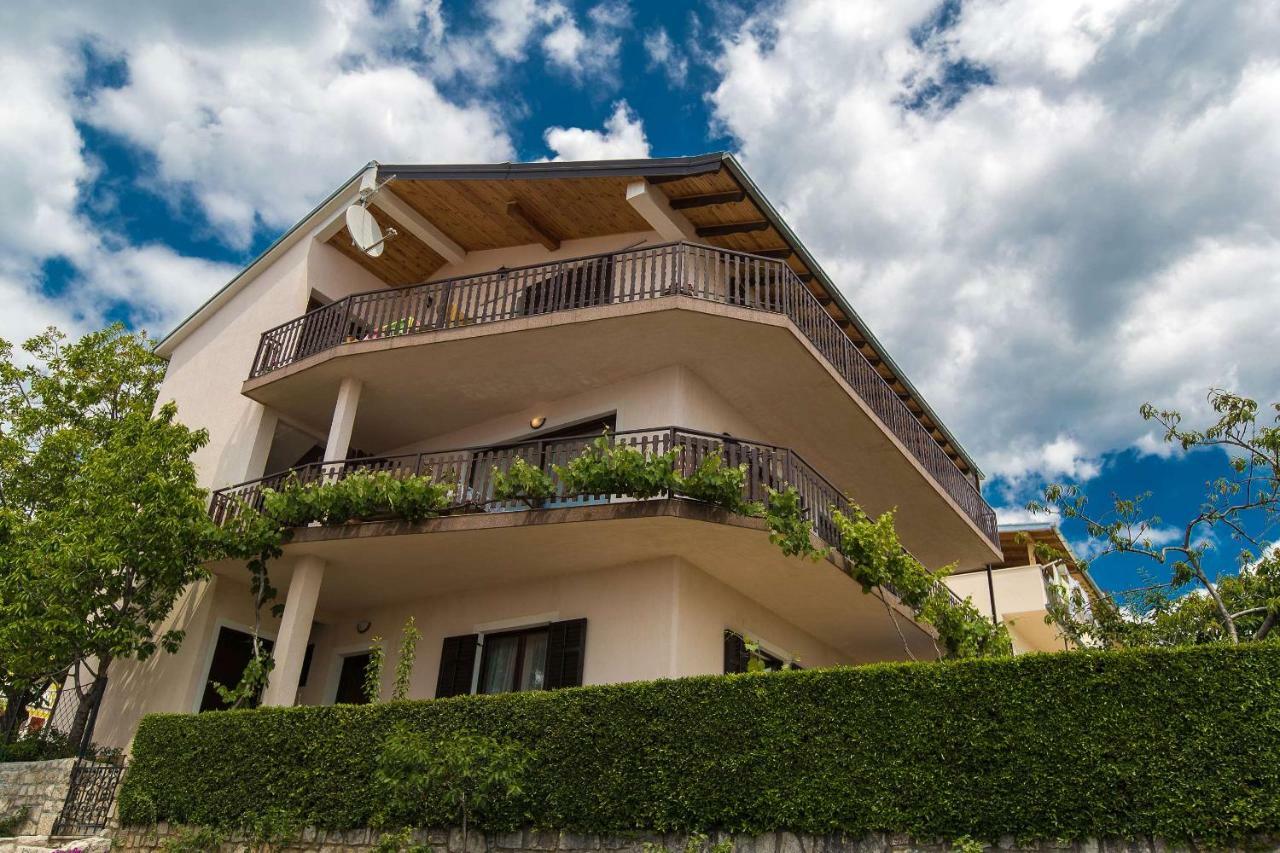 Apartments Faro & Mondo Crikvenica Exterior foto